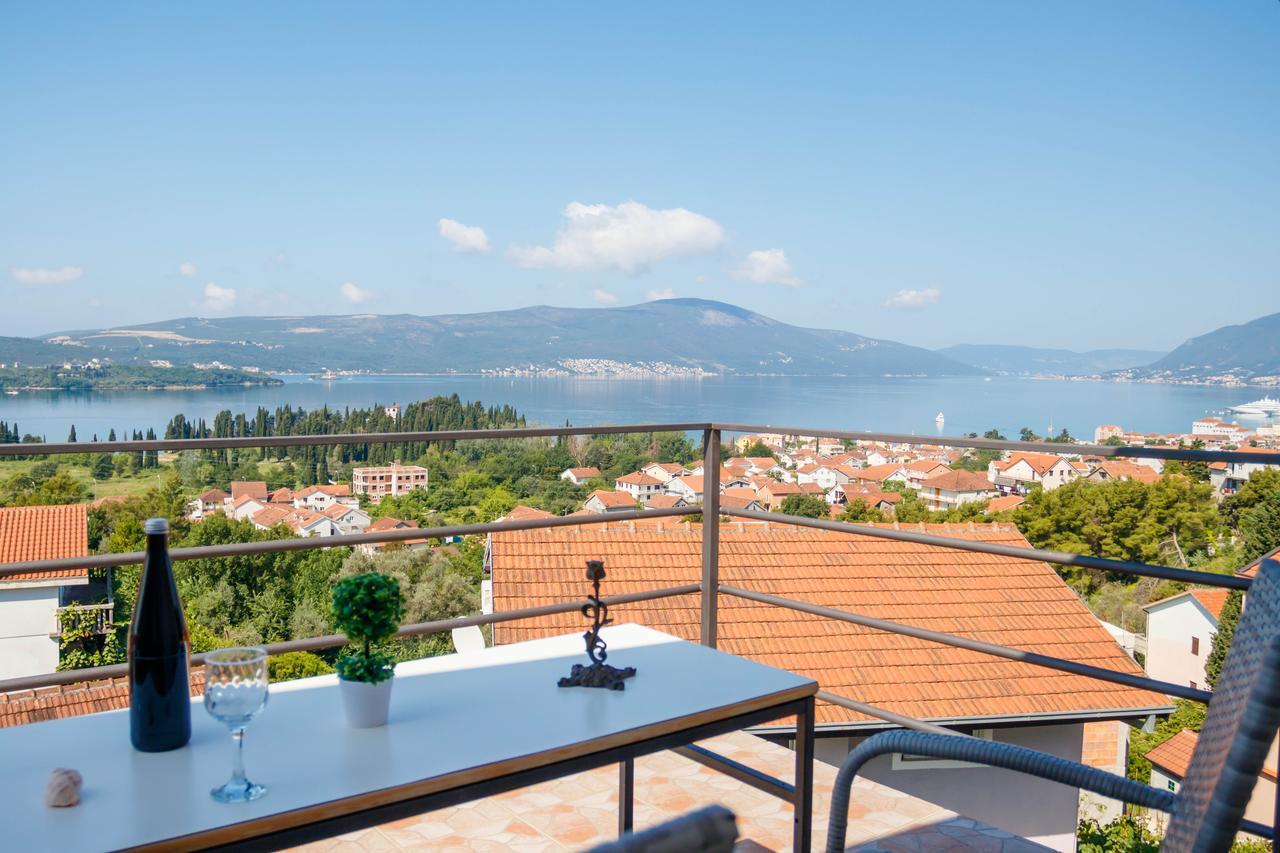 Apartmani Petar Tivat Exterior photo