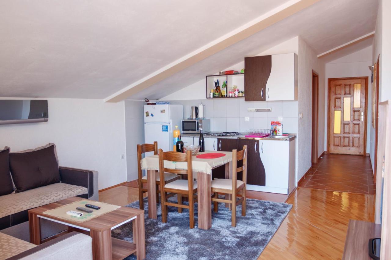 Apartmani Petar Tivat Exterior photo